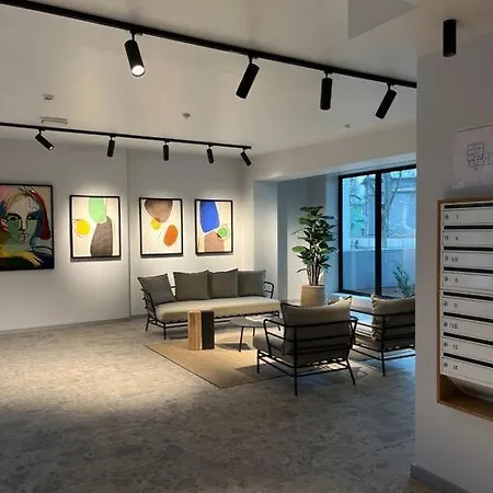Apartment Flat In Paernu, Esplanaadi Street & Kitchen Parnu