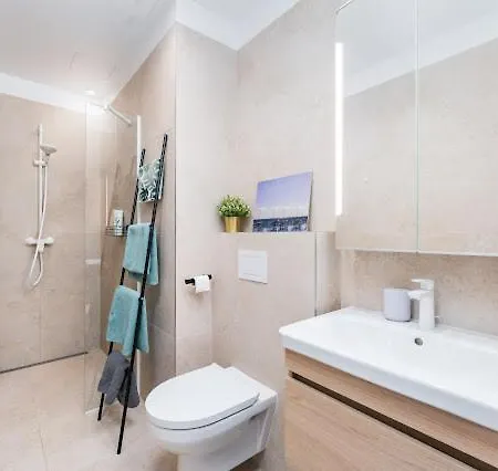 Flat In Paernu, Esplanaadi Street & Kitchen
