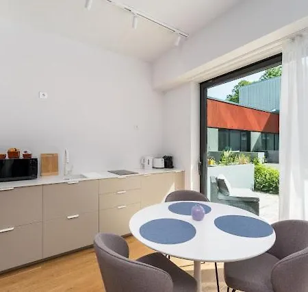 Flat In Paernu, Esplanaadi Street & Kitchen Parnu