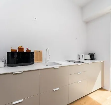 Apartment Flat In Paernu, Esplanaadi Street & Kitchen