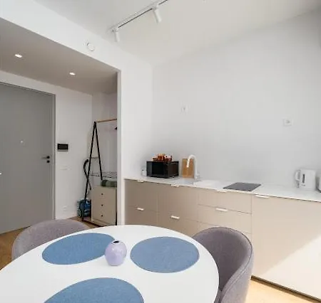 Apartment Flat In Paernu, Esplanaadi Street & Kitchen *