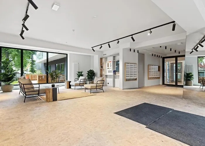 Flat In Paernu, Esplanaadi Street & Kitchen * Parnu