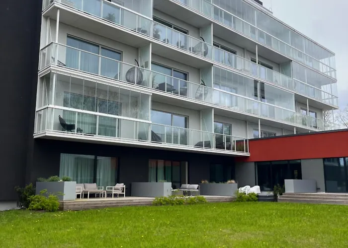 Apartment Flat In Paernu, Esplanaadi Street & Kitchen *