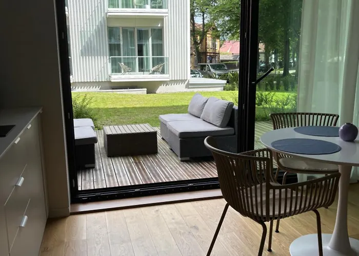 Flat In Paernu, Esplanaadi Street & Kitchen Parnu